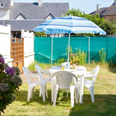 La Maison Cabourgeaise Proche 卡布尔