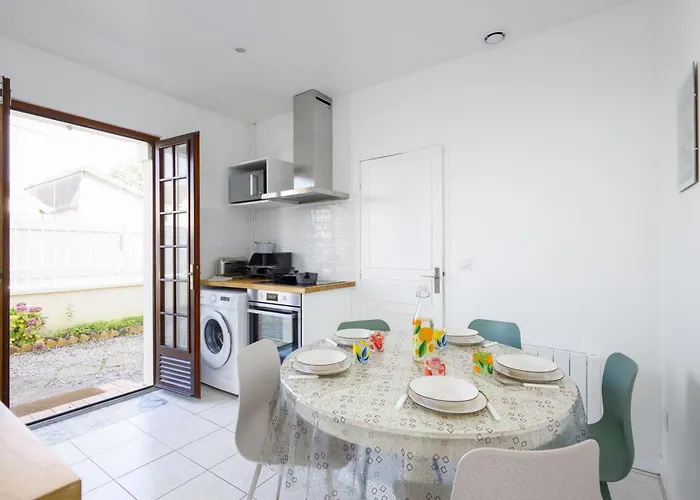 La Maison Cabourgeaise Proche Кабур